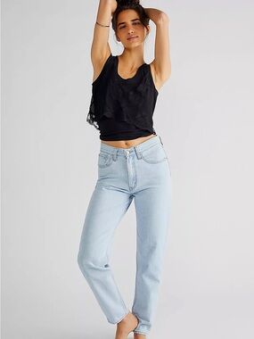 Levi’s 80s Mom Jeans Premium Vintage Inspired High Waisted Light Wash size 31